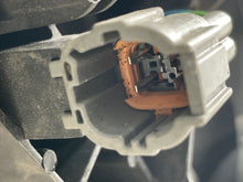 Load image into Gallery viewer, RADIATOR FAN ASSEMBLY Nissan Maxima 2009 09 2010 10 2011 11 - NW63867
