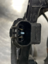 Load image into Gallery viewer, CONDENSER FAN ASSEMBLY Hyundia Santa Fe 2007 07 2008 08 2009 09 - NW63923
