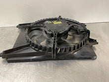 Load image into Gallery viewer, CONDENSER FAN ASSEMBLY Hyundia Santa Fe 2007 07 2008 08 2009 09 - NW63923
