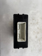 Load image into Gallery viewer, Immobilizer computer Subaru Forester 2005 05 - NW37672
