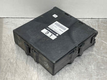 Load image into Gallery viewer, TRANSMISSION COMPUTER SUBARU FORESTER 2005 - NW37674
