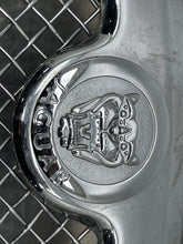 Load image into Gallery viewer, GRILLE Jaguar S Type 2005 05 2006 06 2007 07 2008 08 - NW98416
