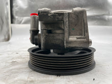 Load image into Gallery viewer, POWER STEERING PUMP S Type 2001 01 2002 02 03 04 - 08 - NW567619
