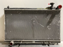 Load image into Gallery viewer, RADIATOR Infiniti G35 2003 03 2004 04 Auto - NW132104
