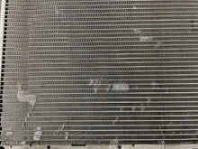 Load image into Gallery viewer, RADIATOR BMW X5 2000 00 2001 01 02 03 04 05 06 Auto - NW132063
