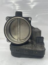 Load image into Gallery viewer, THROTTLE BODY BMW 540 740 X5 Z8 1999 99 00 01 02 03 - NW177894
