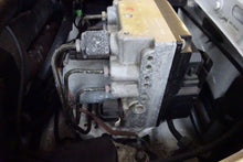 Load image into Gallery viewer, ABS PUMP MERCEDES C220 C280 SL500 S320 1995 96 97 - NW2134
