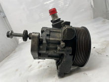 Load image into Gallery viewer, POWER STEERING PUMP Range Rover 2003 03 2004 04 2005 05 - NW163999
