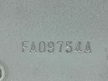 Load image into Gallery viewer, Radio Saab 9-2X 2005 05 2006 06 AM FM 6 cd unit - NW139643
