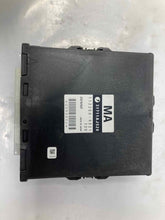 Load image into Gallery viewer, Transmission computer Saab 9-2X 2005 05 - NW37517
