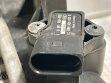 Load image into Gallery viewer, INTERCOOLER 2003 03 2004 04 2005 05 2006 06 - NW106182
