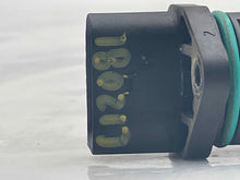 Load image into Gallery viewer, Mass Air Flow Sensor Meter MAF A4 TT Beetle Golf Golf Cabriolet 00-07 - NW4699
