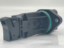 Load image into Gallery viewer, Mass Air Flow Sensor Meter MAF A4 TT Beetle Golf Golf Cabriolet 00-07 - NW4699
