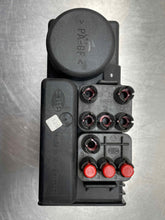 Load image into Gallery viewer, Vacuum Pump  MERCEDES 500 1991 - NW189269
