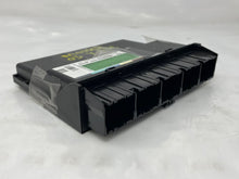 Load image into Gallery viewer, THEFT LOCKING  MODULE COMPUTER Jaguar X Type 2003 03 - NW32944
