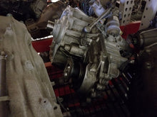 Load image into Gallery viewer, TRANSFER CASE Armada Pathfinder QX56 2008 08 2009 09 10 11 12 13 - NW176784
