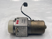 Load image into Gallery viewer, CONVERTIBLE TOP MOTOR BMW M Coupe M Roadster Z3 99 00 01 02 - NW50126
