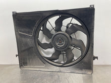 Load image into Gallery viewer, RADIATOR FAN ASSEMBLY Azera 2006 06 2007 07 2008 08 - NW63902
