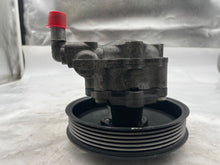 Load image into Gallery viewer, POWER STEERING PUMP Audi Q5 2009 09 2010 10 2011 11 2012 12 - NW163040
