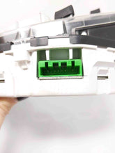 Load image into Gallery viewer, SPEEDOMETER CLUSTER Subaru Forester 2004 04 Auto - NW161785
