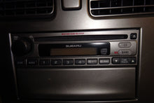 Load image into Gallery viewer, RADIO Subaru Forester 03 04 05 06 AM FM CD - NW139690
