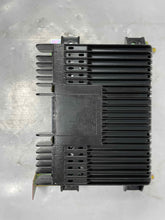 Load image into Gallery viewer, Radio  INFINITI Q45 2000 - NW7424

