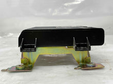 Load image into Gallery viewer, Radio  INFINITI Q45 2000 - NW7424
