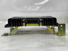 Load image into Gallery viewer, Radio  INFINITI Q45 2000 - NW7424
