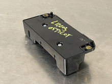 Load image into Gallery viewer, SUSPENSION CONTROL MODULE COMPUTER Pilot Ridgeline 2005-2014 - NW32686
