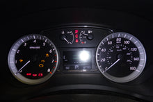 Load image into Gallery viewer, SPEEDOMETER CLUSTER Nissan Sentra 2014 14 2015 15 - NW160299
