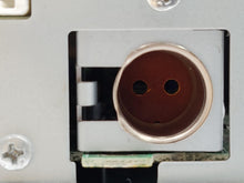 Load image into Gallery viewer, Radio Quest 2004 04 2005 05 2006 06 Am fm Cd changer - NW137315
