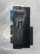 Load image into Gallery viewer, POWER JUNCTION CONTROL MODULE COMPUTER 528i 535i 550i 650i 740i 11-17 - NW234173
