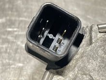 Load image into Gallery viewer, THROTTLE BODY 550i 550i Gt 650i 750 HYBRID 750i 750il Active 7 08-15 - NW177874
