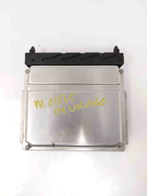 Load image into Gallery viewer, ECU ECM COMPUTER Volvo S60 V70 S80 XC90 2002 02 03 - 04 - NW63026
