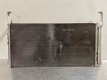 Load image into Gallery viewer, AC CONDENSOR HYUNDAI SANTA FE 2001 02 03 04 05 06 - NW43806
