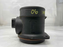 Load image into Gallery viewer, Mass Air Flow Sensor Meter MAF Enclave Lacrosse Lucerne Rendezvous 05-12 - NW4482
