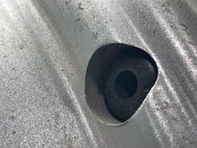 Load image into Gallery viewer, Wheel Land Rover Range Rover 1999 99 2000 00 2001 01 2002 02 03 04 18x8 10 Spoke - NW200846
