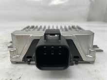 Load image into Gallery viewer, FUEL PUMP CONTROL MODULE COMPUTER Evoque LR2 LR4 Range Rover Sport 10-16 - NW37149
