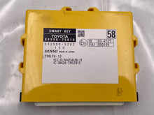 Load image into Gallery viewer, Computer  LEXUS HS250H 2010 - NW33526
