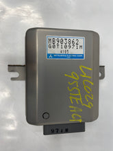 Load image into Gallery viewer, CRUISE CONTROL COMPUTER ECLIPSE GALANT 92 93 94 - 99 - NW26732
