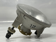 Load image into Gallery viewer, FOG LIGHT Yukon G8 Tahoe Camarao 2007 07 2008 08 2009 09 2010 10 11 12 13 - NW81361
