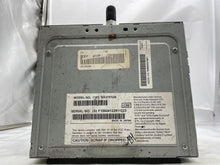 Load image into Gallery viewer, Radio Lincoln MKT 2012 - NW135237
