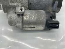 Load image into Gallery viewer, Starter Motor Hyundai Genesis 2011 - NW170519
