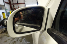 Load image into Gallery viewer, SIDE VIEW DOOR MIRROR ML320 ML350 ML500 ML550 ML63 06 07 08 Left - NW53218
