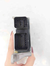Load image into Gallery viewer, Air Bag Computer Jaguar S Type 2005 05 2006 06 2007 07 2008 08 - NW32801
