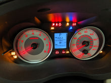 Load image into Gallery viewer, SPEEDOMETER CLUSTER Subaru Impreza 2014 14 - NW161857
