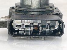 Load image into Gallery viewer, Mass Air Flow Sensor Meter MAF C30 Pickup C70 S40 S60 S80 V40 04-14 - NW5795
