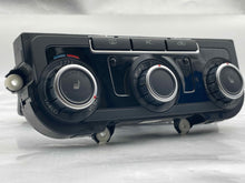 Load image into Gallery viewer, TEMPERATURE CONTROLS Golf Golf GTI Jetta Tiguan 2010-2014 - NW101642
