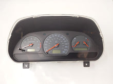 Load image into Gallery viewer, SPEEDOMETER CLUSTER Volvo S40 2000 00 - NW162285

