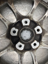 Load image into Gallery viewer, Wheel Rim  PORSCHE BOXSTER 2003 - NW200751
